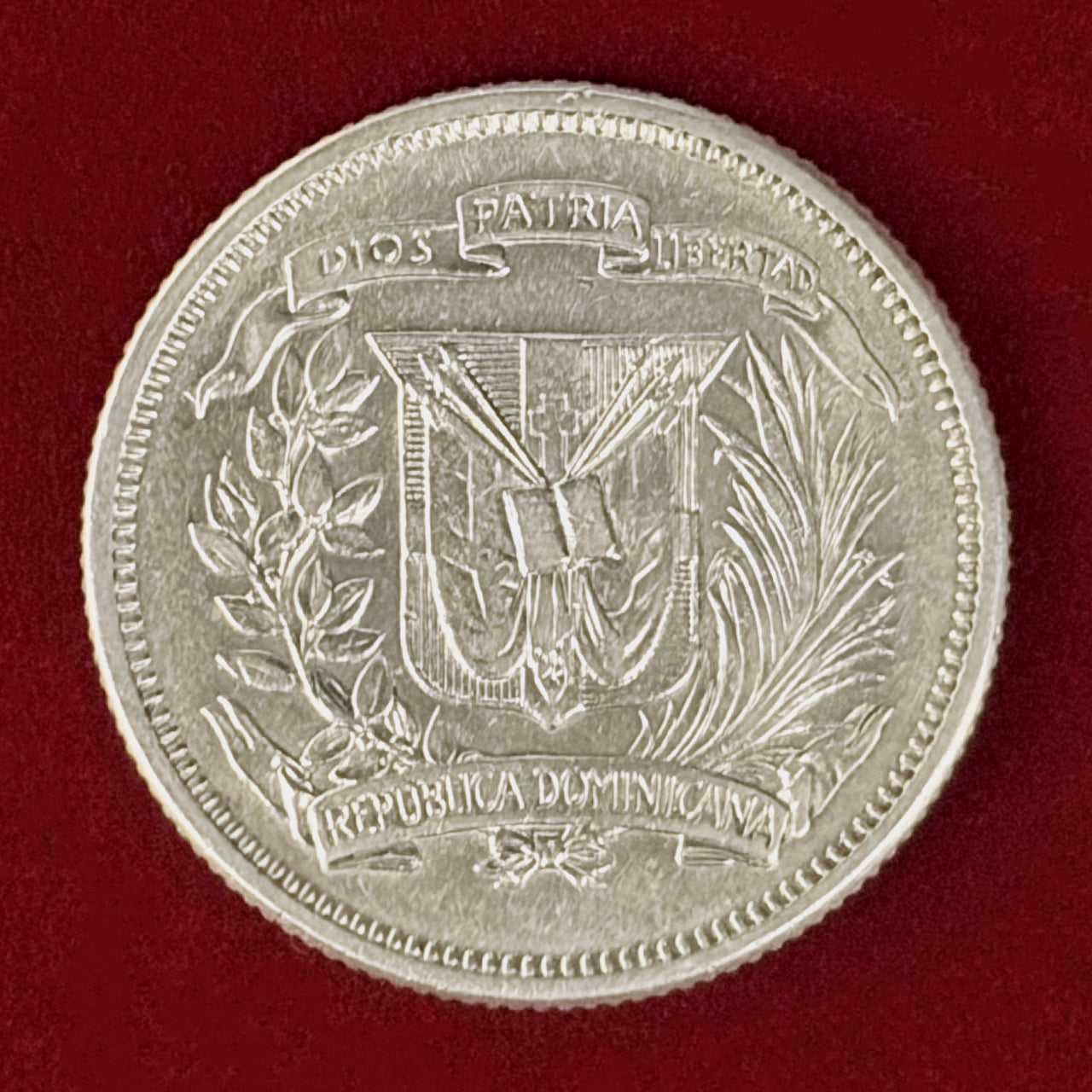 1951年 ドミニカ共和国 メディオペソ 銀貨 ドミニカ共和国】25センターボ 銀貨 1942［B-0000986］ – ワールド