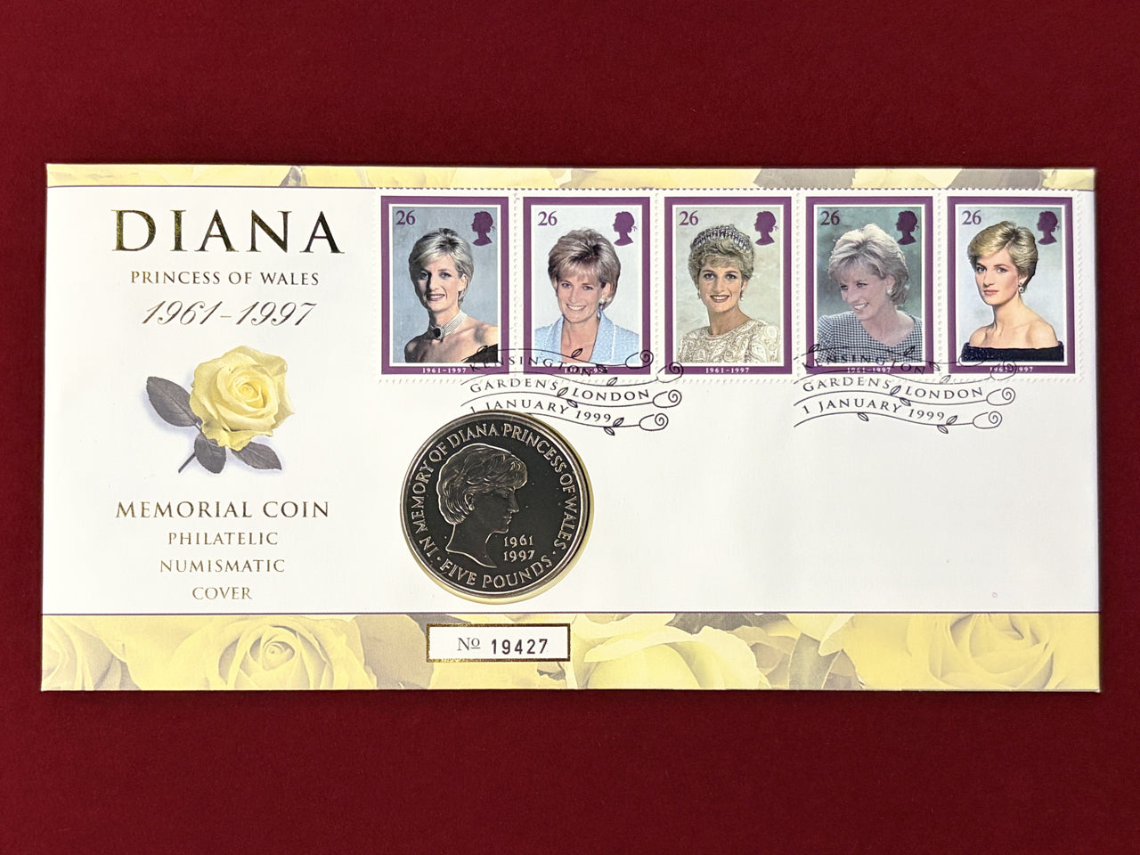 切手ダイアナ5 イギリス】ダイアナ妃追悼 5ドル 白銅貨 切手付き 1997［C-0000957