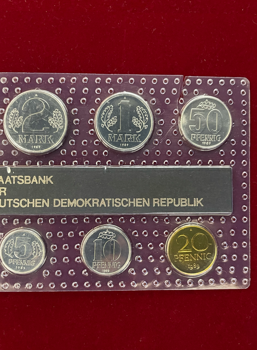 [East Germany] Mint set of 8 pieces 1989 [C-0000006]