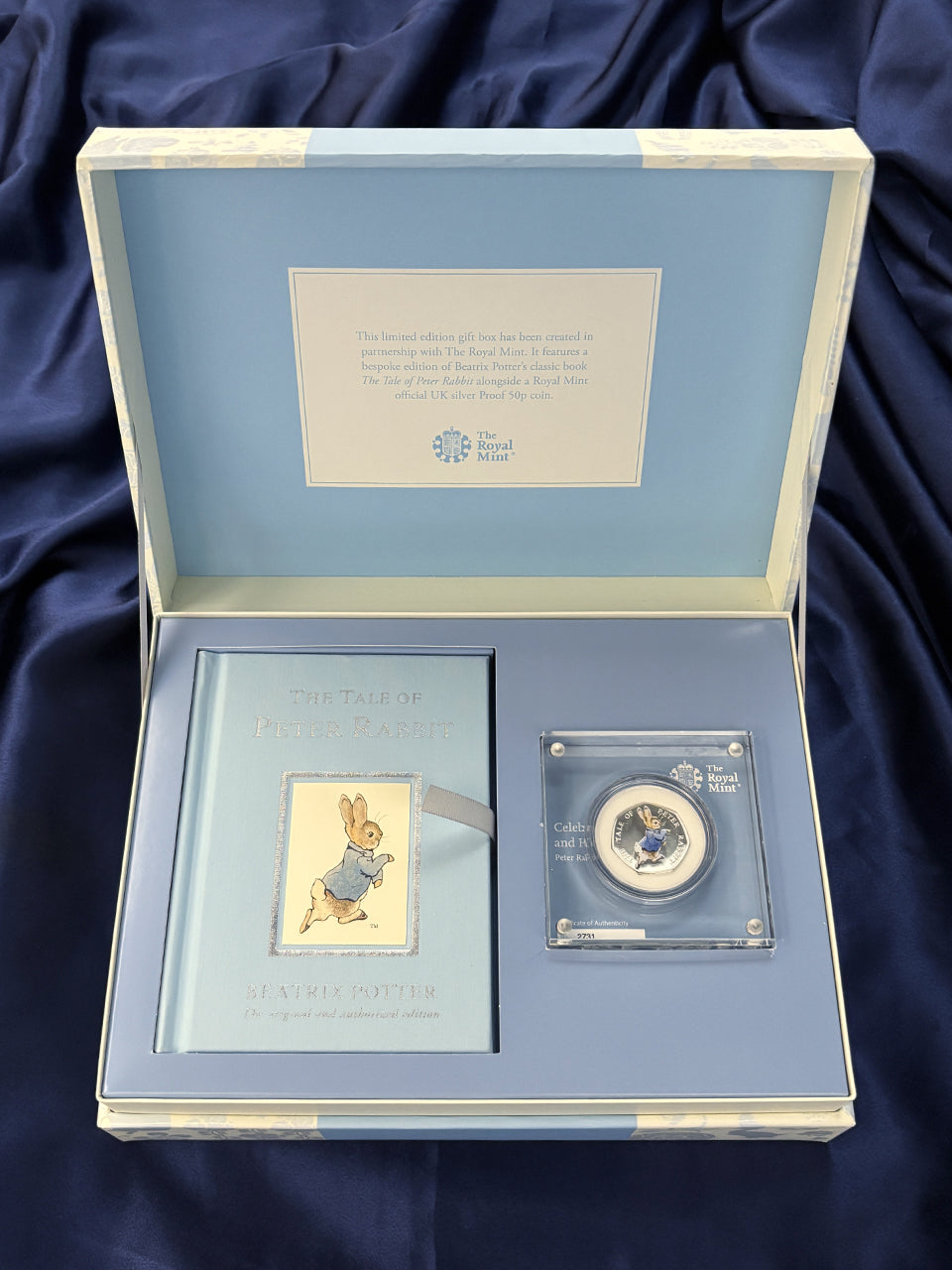 [UK] Peter Rabbit 50p Silver Proof Coin 2017 Limited Edition Gift Set with Picture Book [B-0000439]
