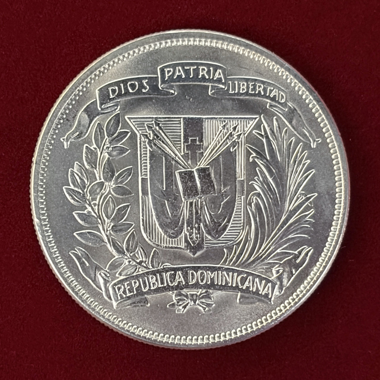 【ドミニカ共和国】トルヒーヨ政権25周年記念 1ペソ 銀貨 1955［B-0000599］