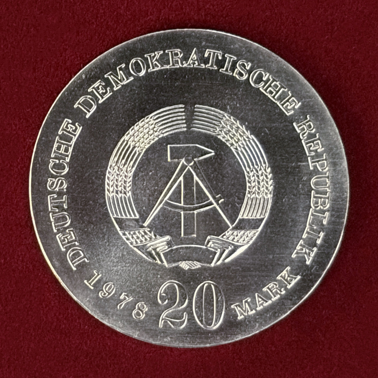 【東ドイツ】ヨハン・ゴットフリート・ヘルダー没後175周年記念 20マルク 銀貨 1978［B-0000640］