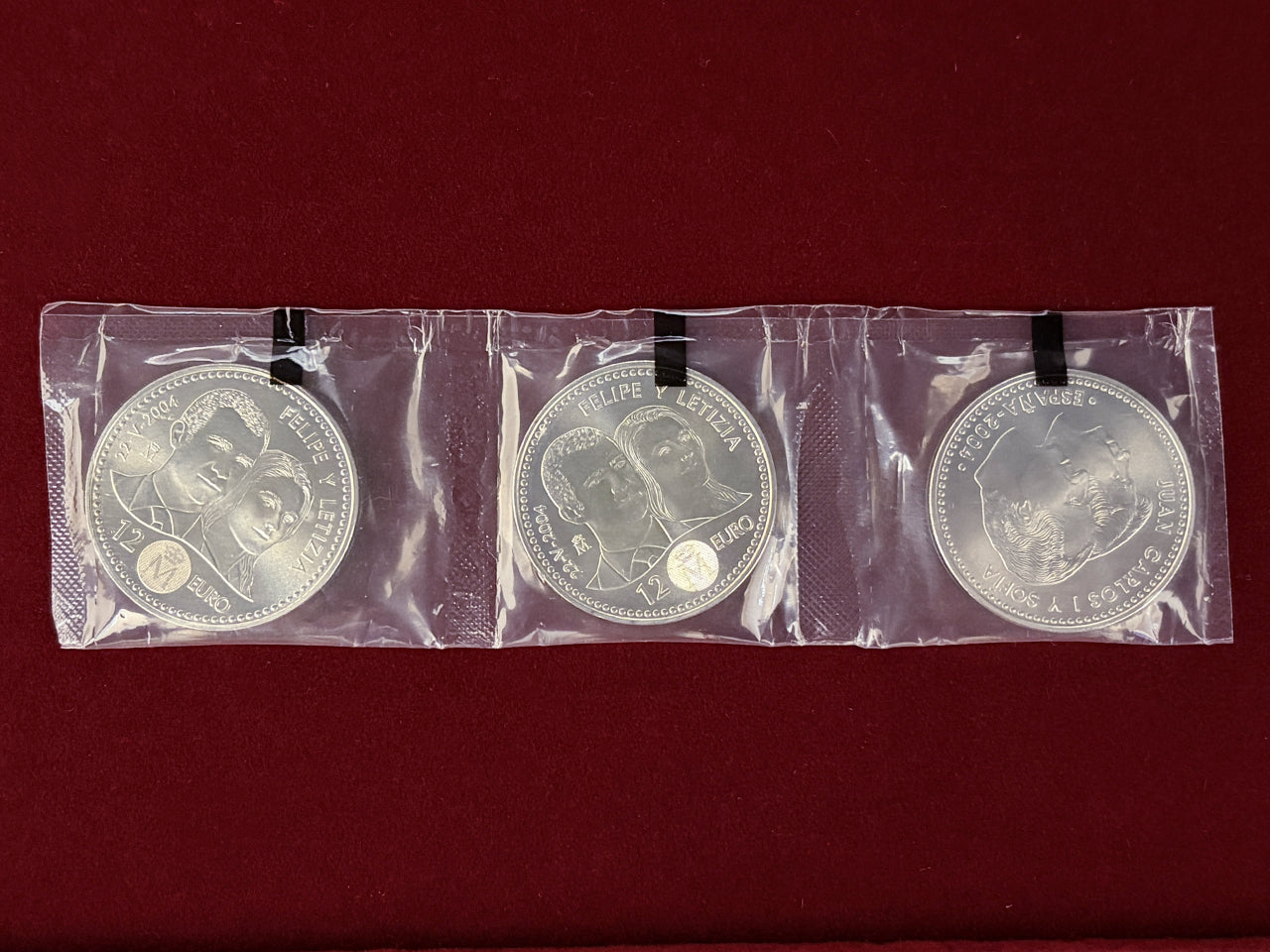 【スペイン】フェリペ王子＆レティシア妃ご成婚記念 12ユーロ 銀貨 3枚組 2004［B-0000739］