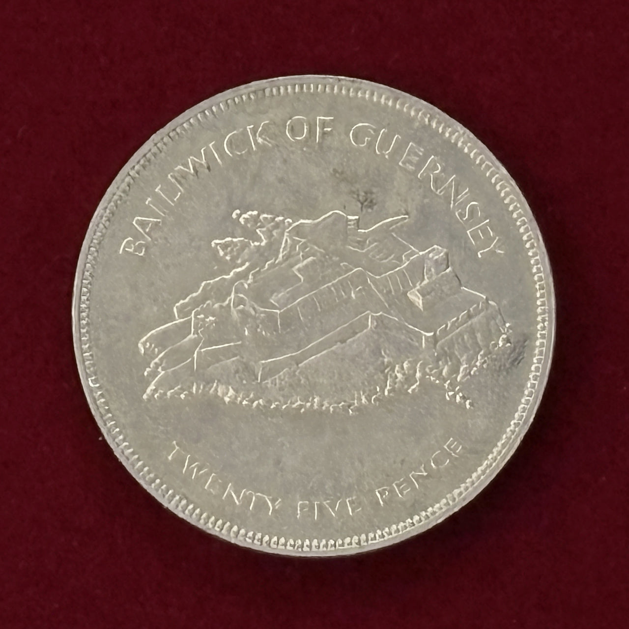 【ガーンジー島】エリザベス2世在位25周年 25ペンス 白銅貨 1977［C-0000678］