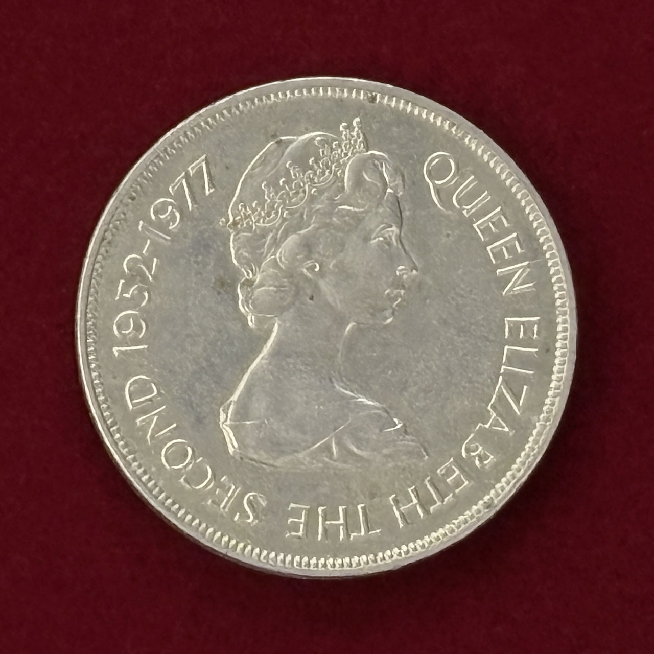 【ガーンジー島】エリザベス2世在位25周年 25ペンス 白銅貨 1977［C-0000678］