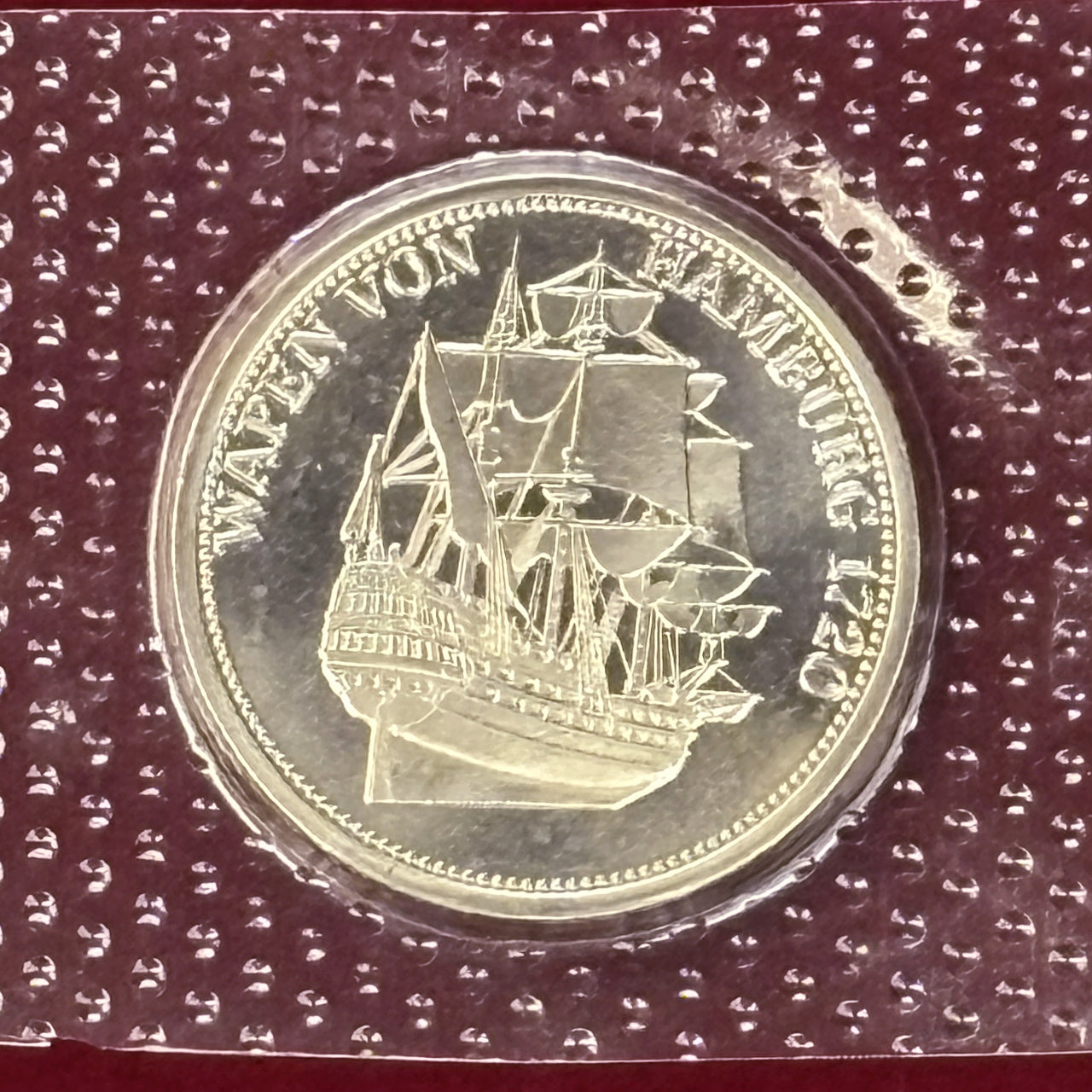 [Hamburg, Germany] Medal with Sailing Ship and Coat of Arms [C-0000773]
