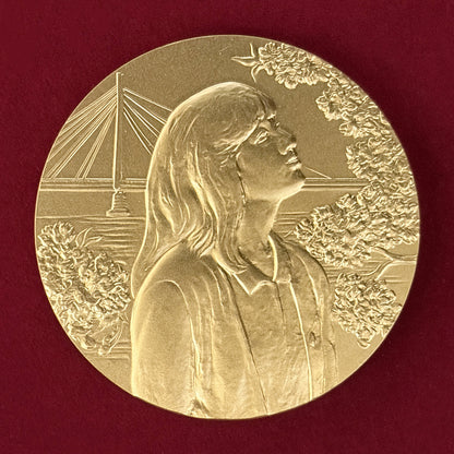 [Japan] 1985 Cherry Blossom Passing Through Commemorative Bronze Medal, Red Temari, 1985 [C-0000403]