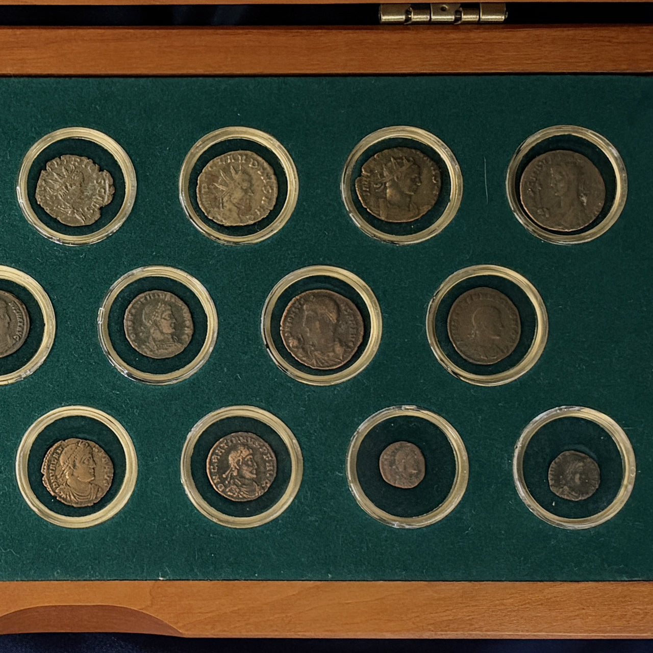 【ローマ帝国】古代コイン 青銅貨 20枚セット AD253～395［C-0001125］