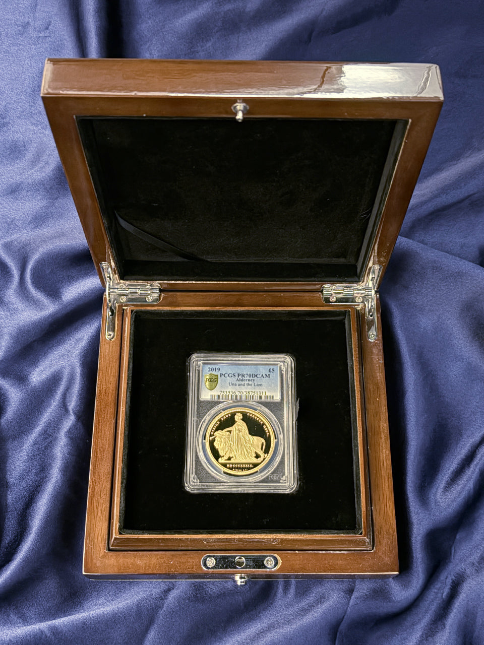 【オルダニー島】ウナ＆ライオン 5ポンド 金貨 プルーフ 2019 PCGS PR70DCAM［F-0000007］