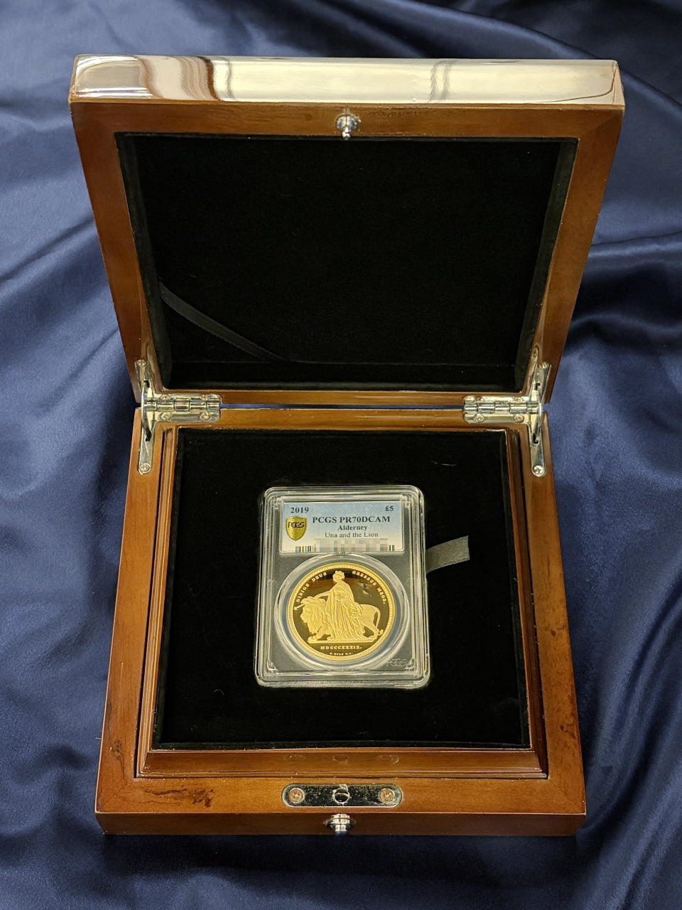 [Alderney] Una and the Lion 5 pound gold coin, Proof, 2019, PCGS PR70DCAM [F-0000004]