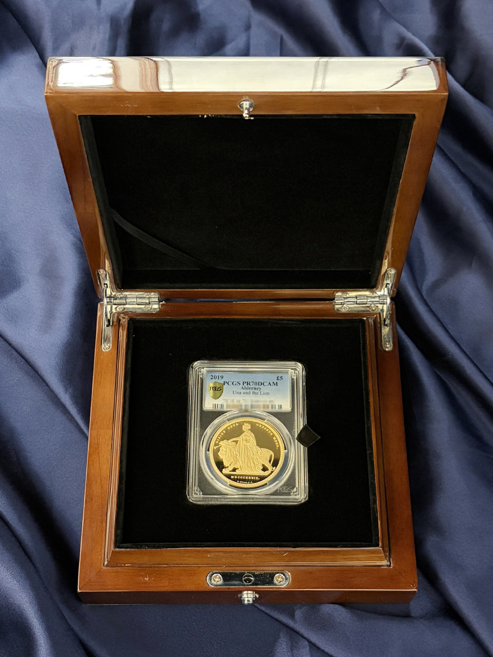 オルダニー島】ウナ＆ライオン 5ポンド 金貨 プルーフ 2019 PCGS 